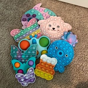 sensory/fidget toys
